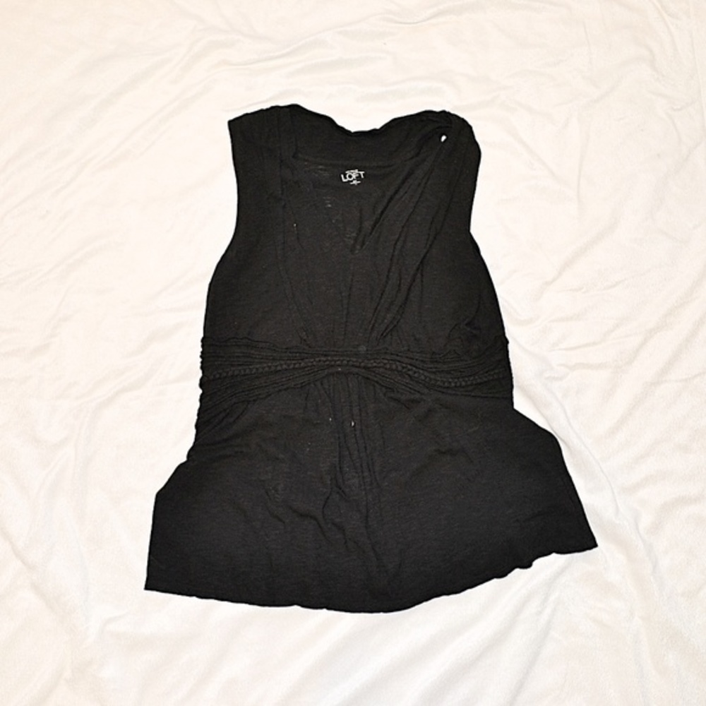 Ann Taylor v-neck tank